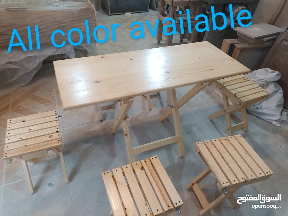 portable table and chairs