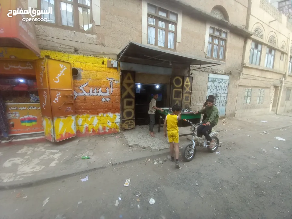 للبيع محل بلاستيشن