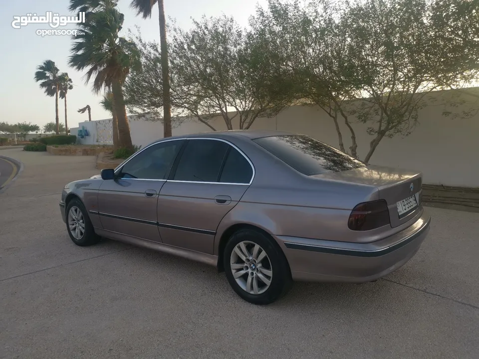 BMW e39 موديل 99 محدثه 2003