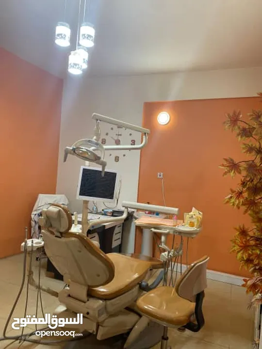 للبيع عيادة اسنان متكاملة  في موقع مميز في قلب صنعاء اقراء التفاصيل