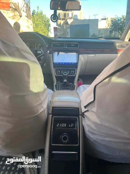 للبدل او البيع بسعر حرق كاش سكودا سوبير فل مسكر فتحه سقف كراسي كهرباء برادي خلفيه لدات اماميه وخلفيه