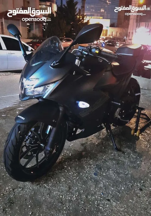 دراجة سوزوكي GIXXER SF250