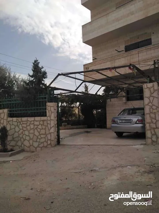 عمارة للبيع بسعر مغري جداً