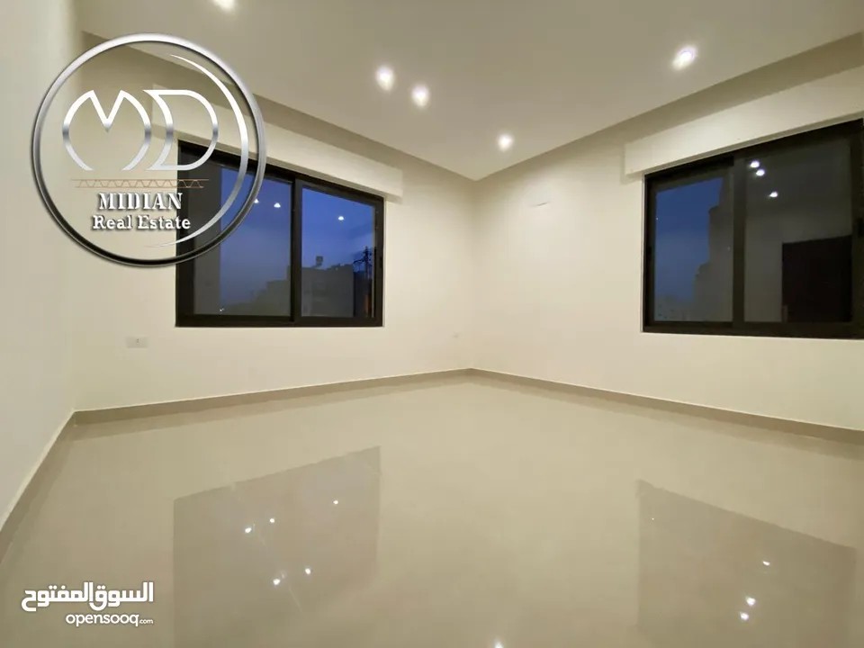 شقق جديدة للبيع الرابية مساحات 115م & 120م تشطيبات و ديكورات سوبر ديلوكس اطلالة جميلة بأسعار مميزة