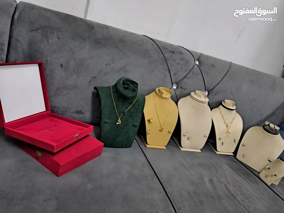 رقاب عرض اكسسوار