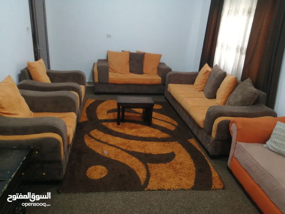 بيع غرفة جلوس وغرفة نوم