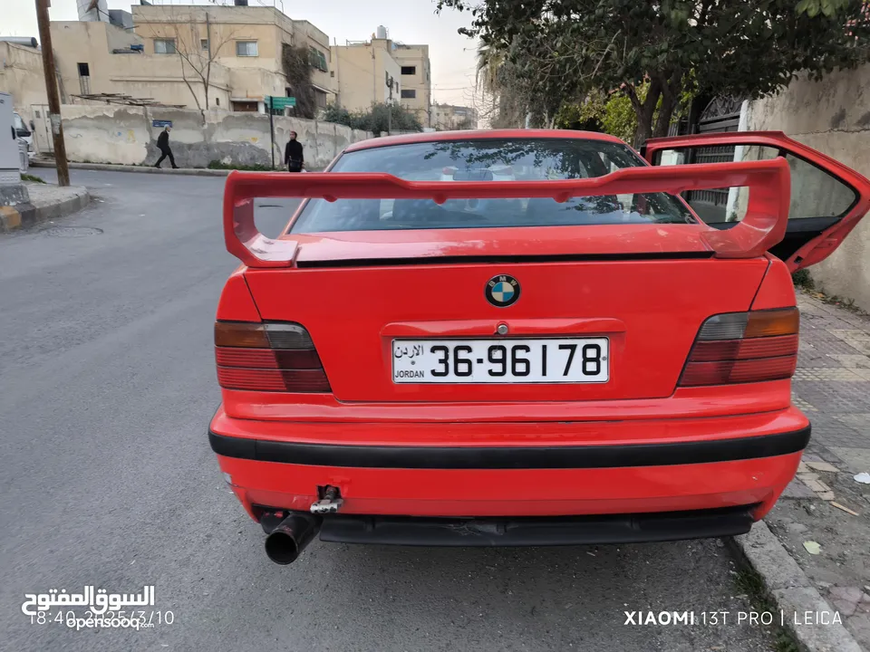 سيارة وطواط للبيع