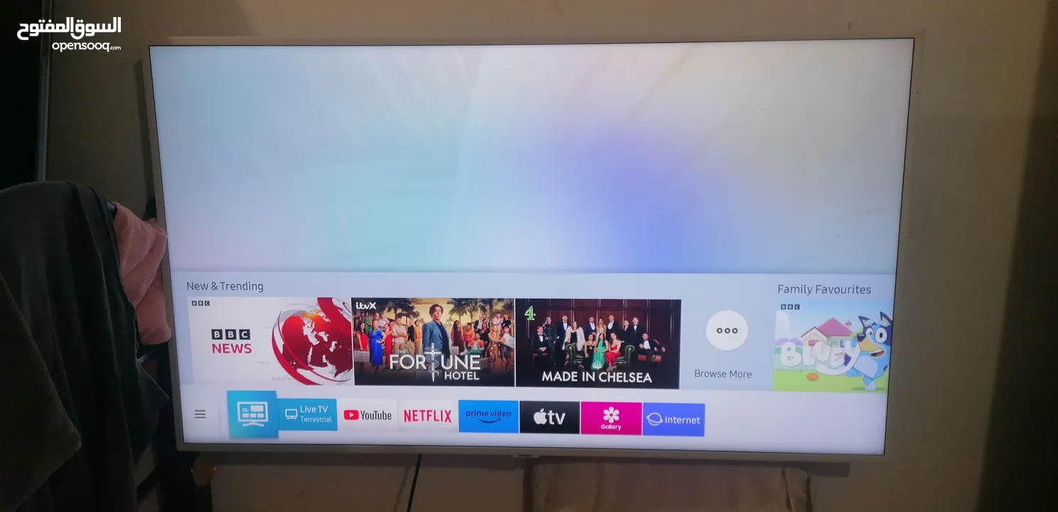 Samsung 50 Inches smart 4k with original remote Hdmi USB new condition no scratches as new