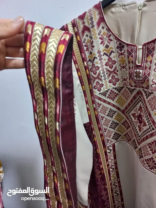 ثوب جديد للبيع بسعر نهائي 100
