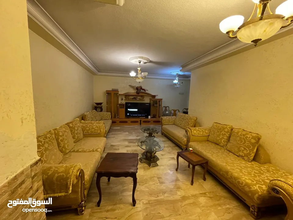 شقة بضاحية الرشيد