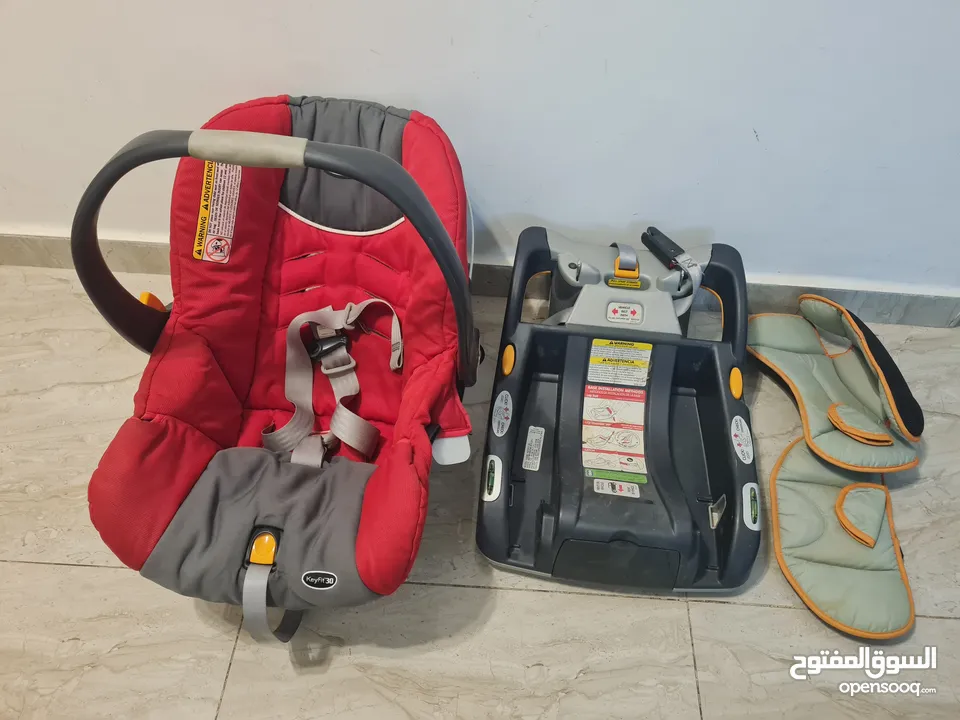 chicco رضاعات جديدة وكارسيت مع قاعدة