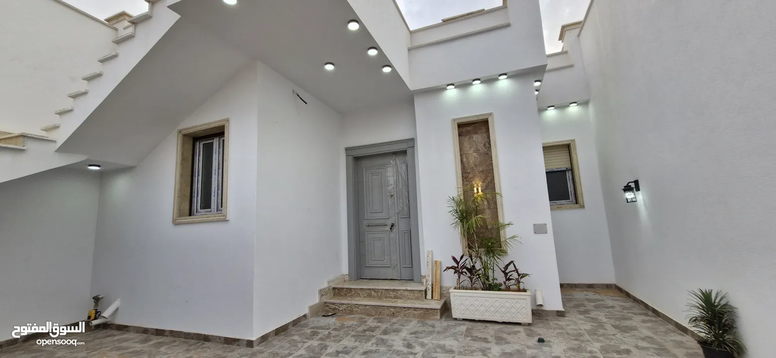 6 منازل ارضية الحاراتي مقابل مسجد عثمان بن عفان ب 2ك  السعر 310 الف