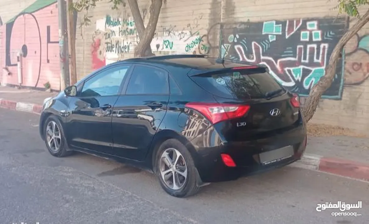 هيونداي i30 سنة 2016 نخب اوتومات مع بانوراما