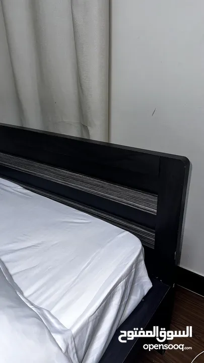 سرير كبير للبيع/ كرفايه/ Queen Bed for sale