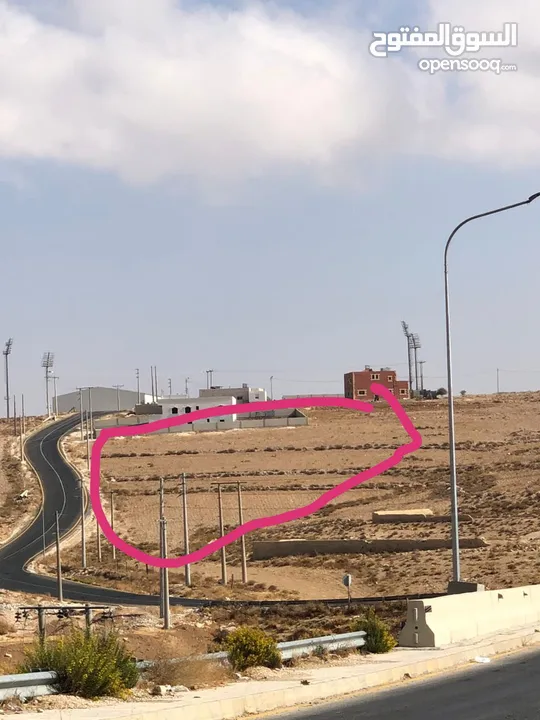 4 قطع آراضي للبيع