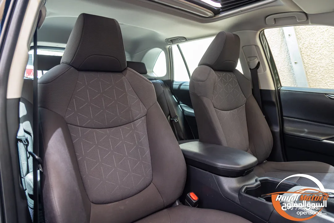 Toyota Rav4 2022 Xle   يمكن التمويل بالتعاون مع المؤسسات المعتمدة لدى المعرض