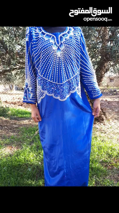 ثوب الفلسطيني قديم أصلي و فسطان بلؤلؤ للبيع!!!