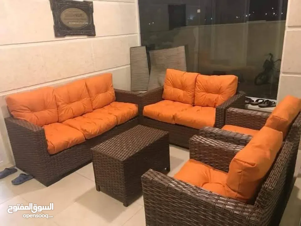 اختيارك الصح  طقم راتان 5 مقاعد 125د + طاولة وسط .. شامل التوصيل داخل عمان  يتوفر اطقم راتان سباعي