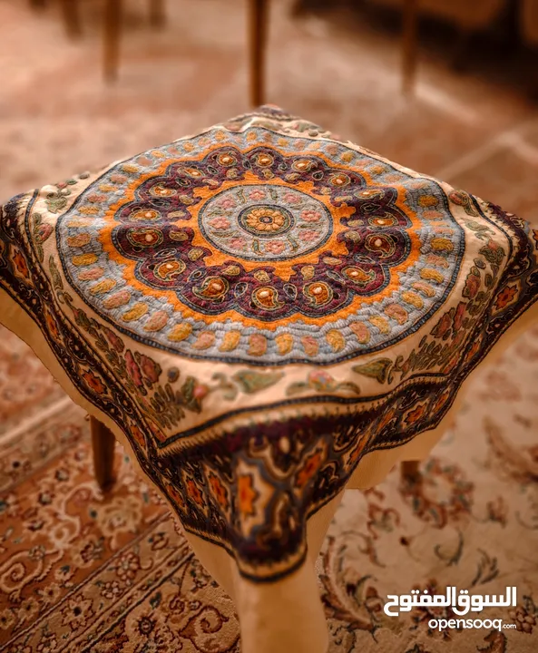 Hand-Embroidered Kerman Patteh - 70×70 cm  بته كرمان اليدوية التطريز - ۷۰×۷۰ سم