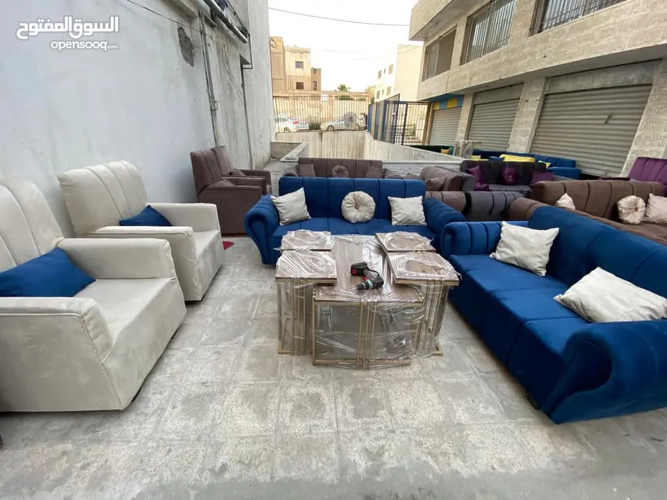 طقم كنب بلون شرحات 7 مقاعد عرض بسعر الجملة