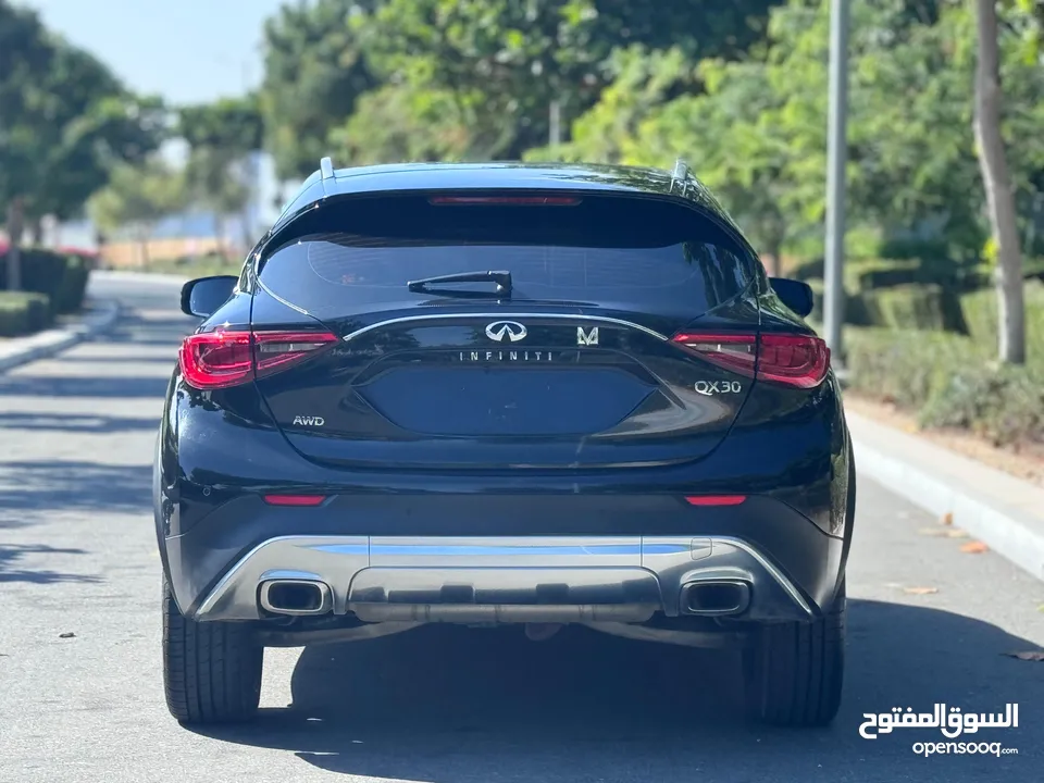 INFINITI Q30 SPORT AWD 2018