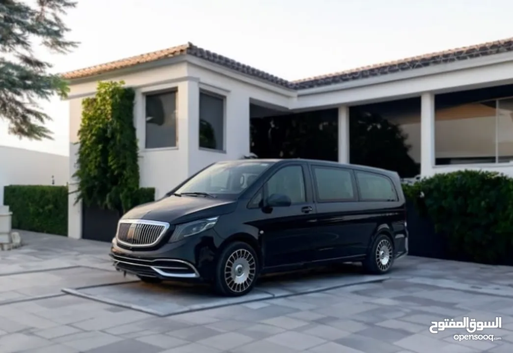 Vito Maybach kit / GCC Specs / Low KMs / Model 2018/ Perfect condition