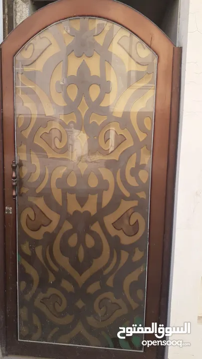 **للبيع نوافذ وأبواب  (دبل قلاص)**