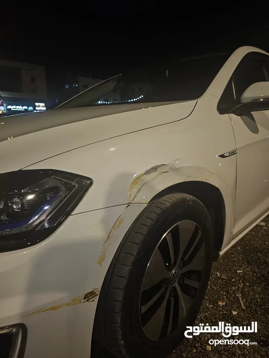e-golf 2019 اي جولف لون الأبيض مستعمل للبيع