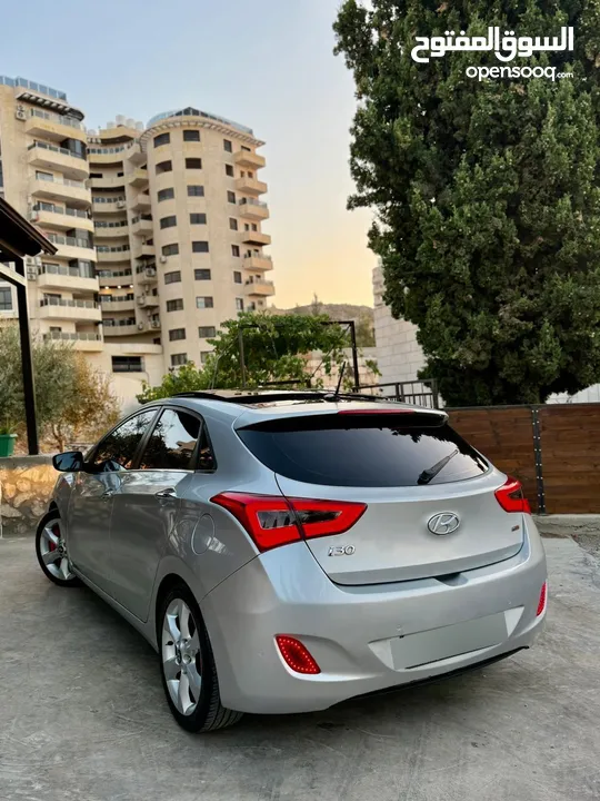 I30 فل الفل بصمة ليدات امامي وخلفي كراسي كهربا مع تدفئة