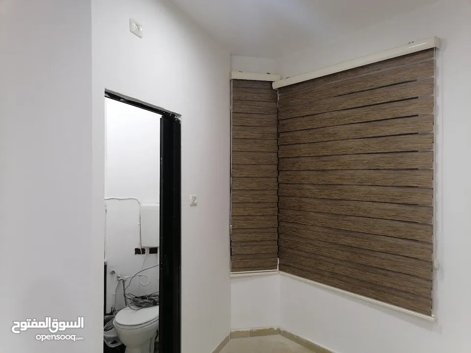مكتب 20 متر مربع