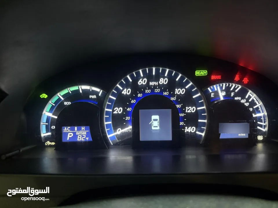 تويوتا كامري 2012