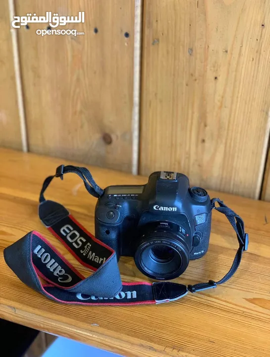 كاميرا كانون 5d mark iii فل فريم استعمال جميع اكسسىوارتها شخصي للبيع