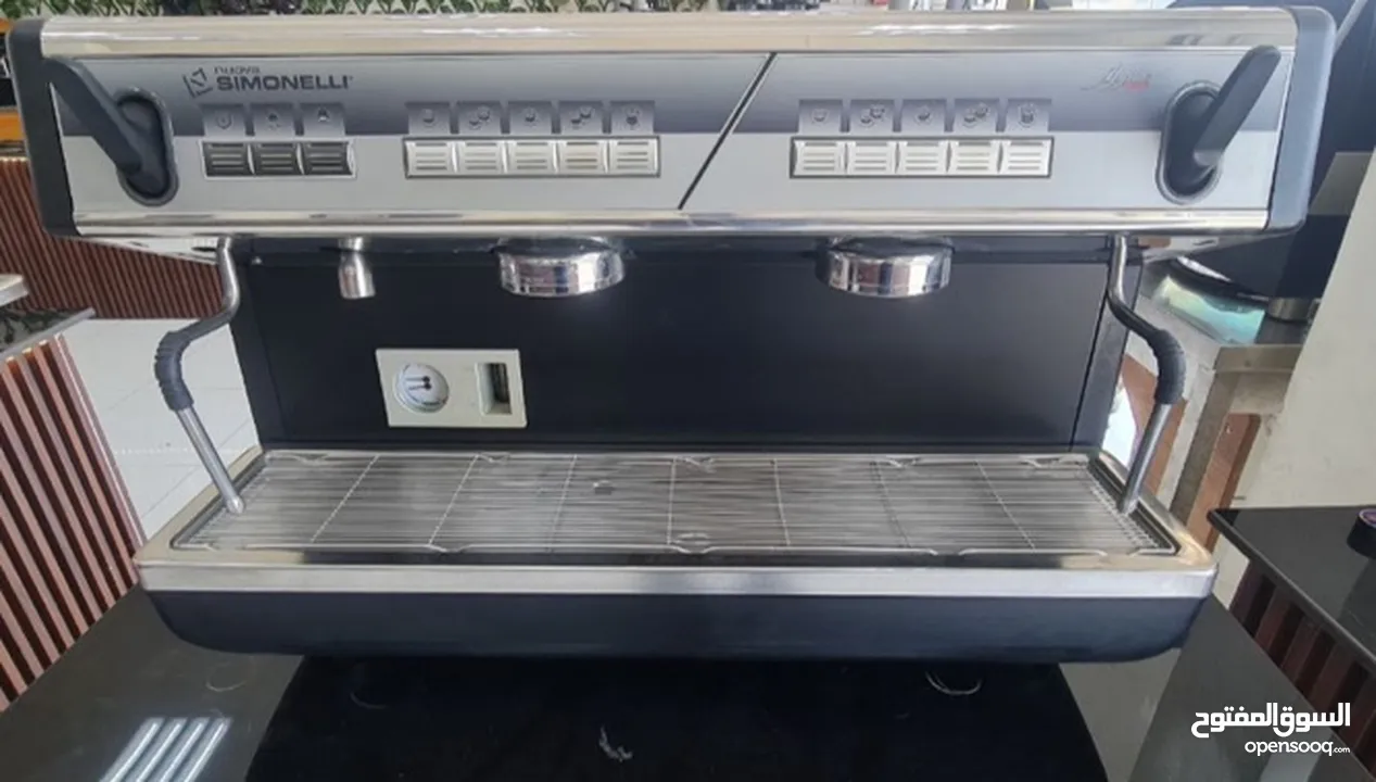 مكينة قهوة أيطالية nuova simonelli