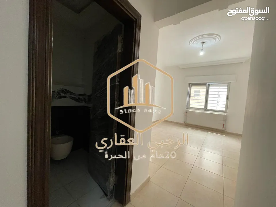 شقة / للايجار / لم تسكن / 3نوم / الجاردنز / 180 متر