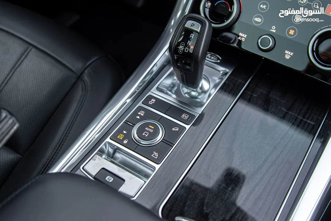 Range Rover Sport 2020 Hse Plug in hybrid Black Edition   يمكن التمويل بالتعاون مع المؤسسات المعتمدة