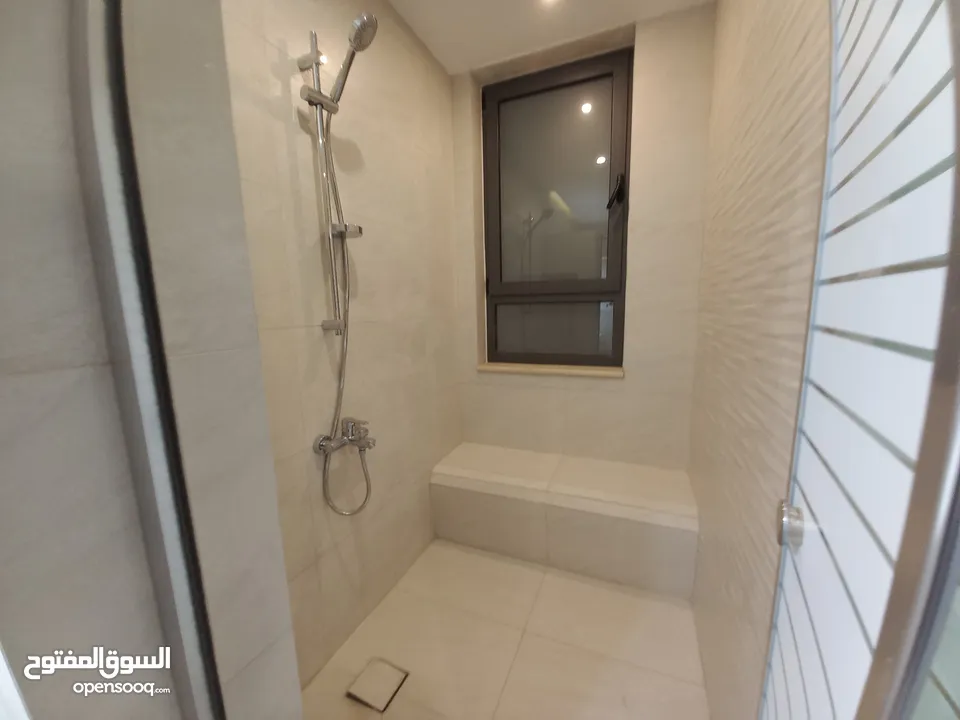 شقة غير مفروشة للإيجار 420م2 ( Property 12999 )-175073071
