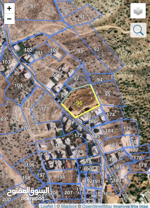 ارض للبيع "كاملة او نمر مفروزة" - على الشارع الرئيسي ، وخلف الشارع