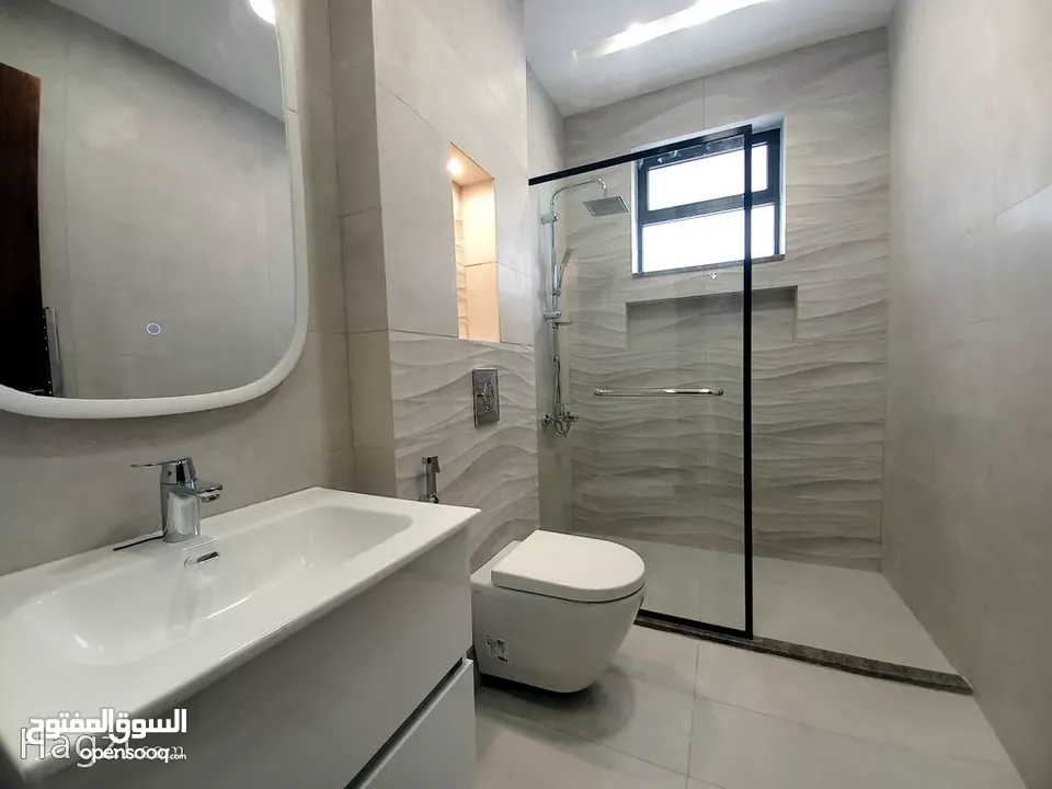 شقة فاخره للبيع في دير غبار  ( Property ID : 33014 )