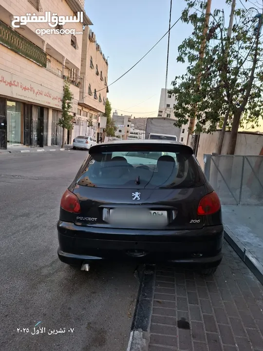 سيارة بيجو 206 للبيع