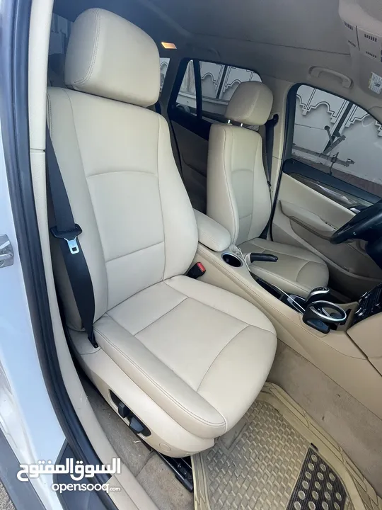 Bmw X1 2015 with one year Mulkia urgent care