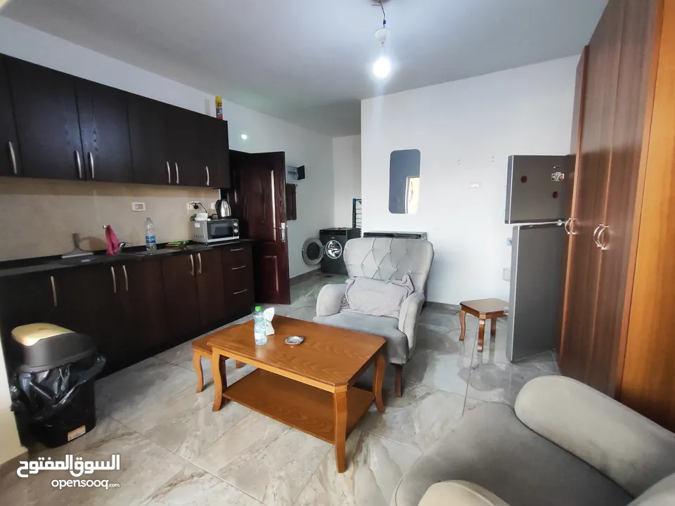 استوديو مفروش للايجار في شارع القدس