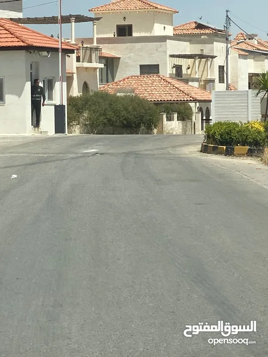 فيلا للايجار في كمباوند جرين لاند