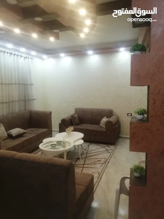 شقه للبيع في إربد البارحه ابان