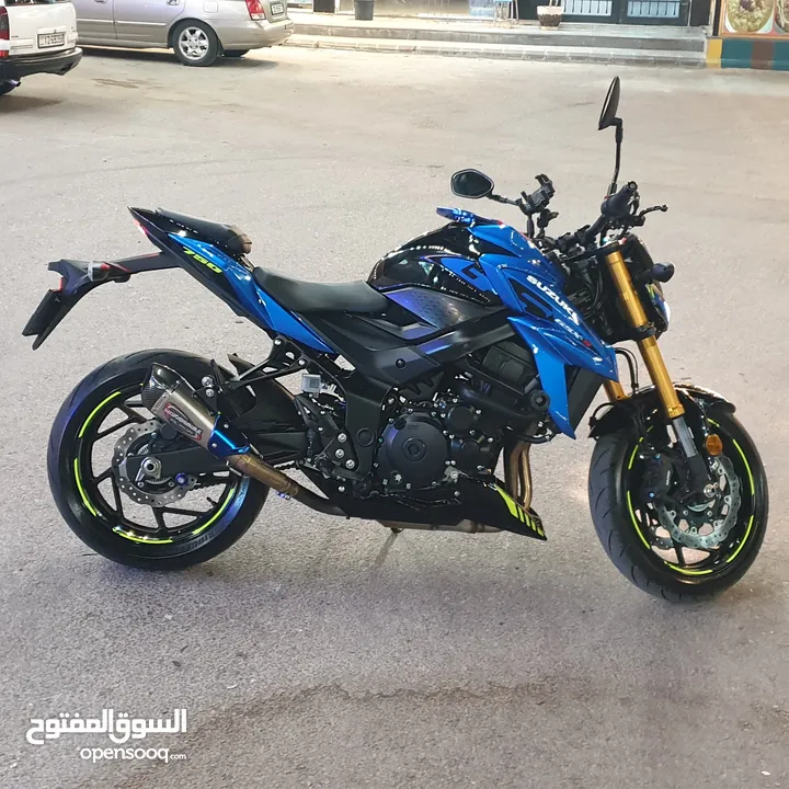 GSXS 750 S