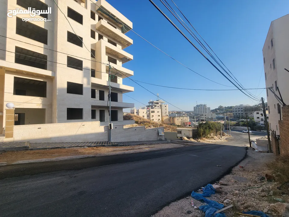 عمارة غزال ايليت شقق عظم للبيع طولكرم