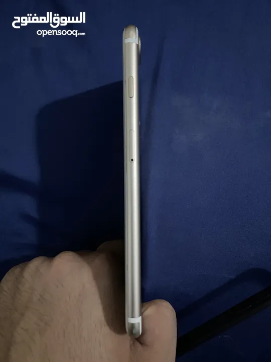 ايفون 7 بلس iphone للبيع نظيف جدا