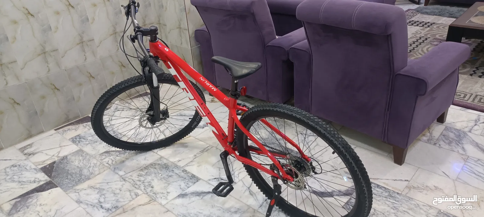 دراجة هوائية نوع ترك منشأ ?? كمبوديا  لون أحمر
