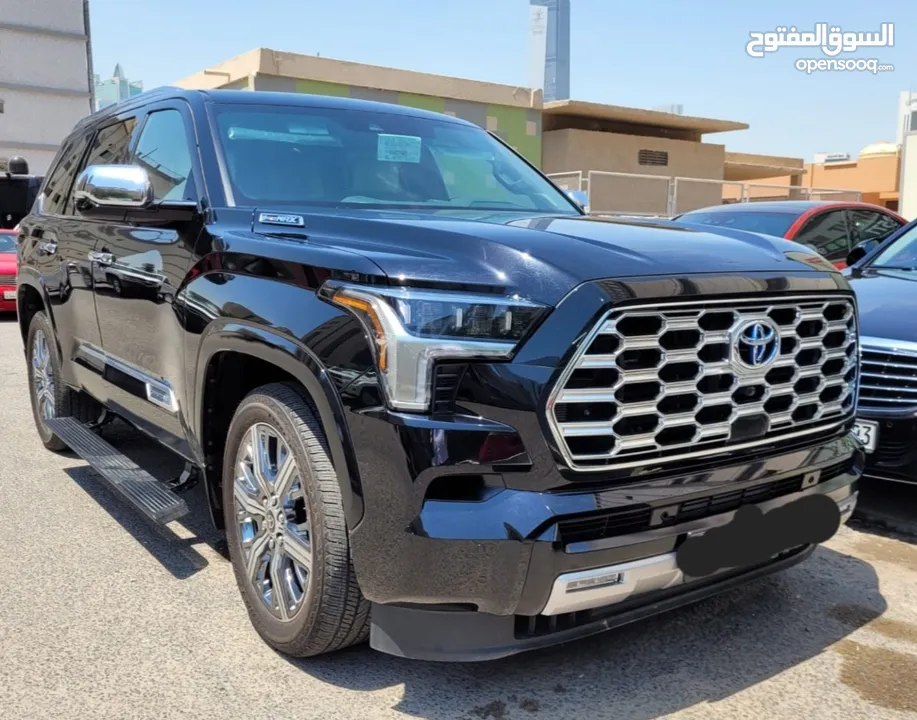 Toyota  SEQUOIA.  2023