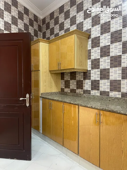 بيت للإيجار في الحيل الشمالية house for rent Al Hail North