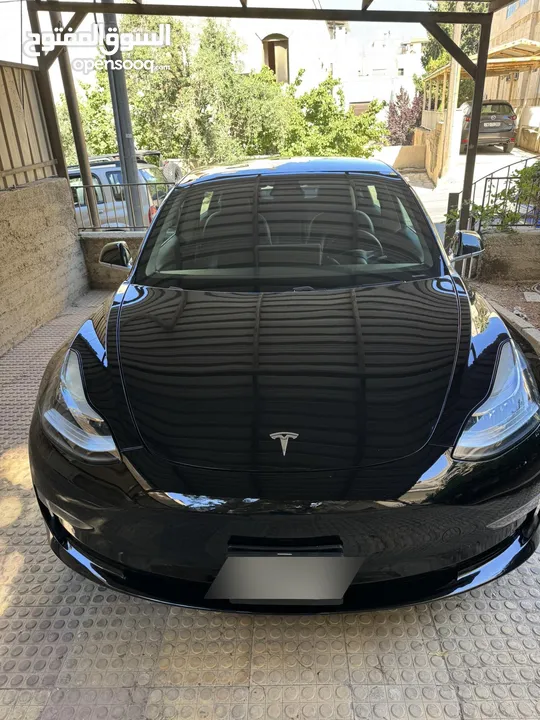 تيسلا 3  standard pluse  2020 بسعر 18250  دينار؛ فحص الوكالة ، وتأمين شامل لمدة سنة
